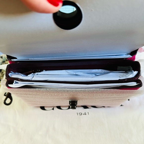 Coach Cassie Signature Block Tan/Pink/Red - Picture 7 of 11